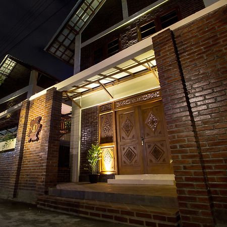 De Hostel Джок'якарта Екстер'єр фото